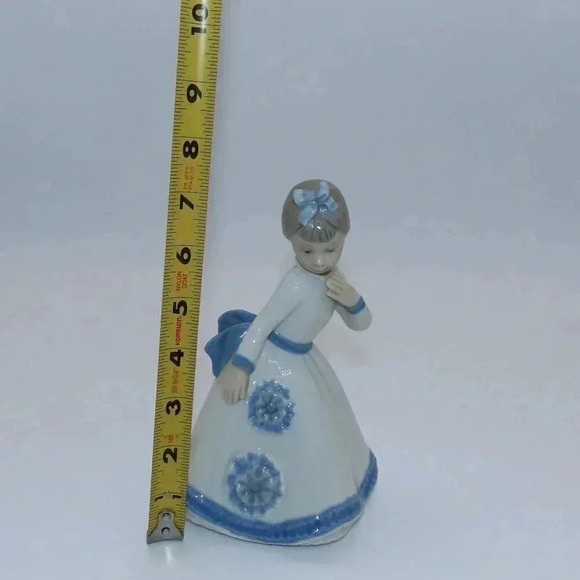 Zaphir Lladro Girl in Flower Dress Porcelain Figurine 7 inch Vintage - Picture 6 of 6
